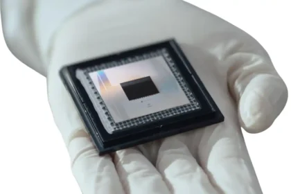 Quantum Computing Chip "Willow" of Google