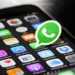 iphone and whatsapp